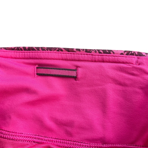 Lululemon Speed Up Short 3.5” inseam, Size 6, maroon, red, pink, running shorts - Picture 5 of 14